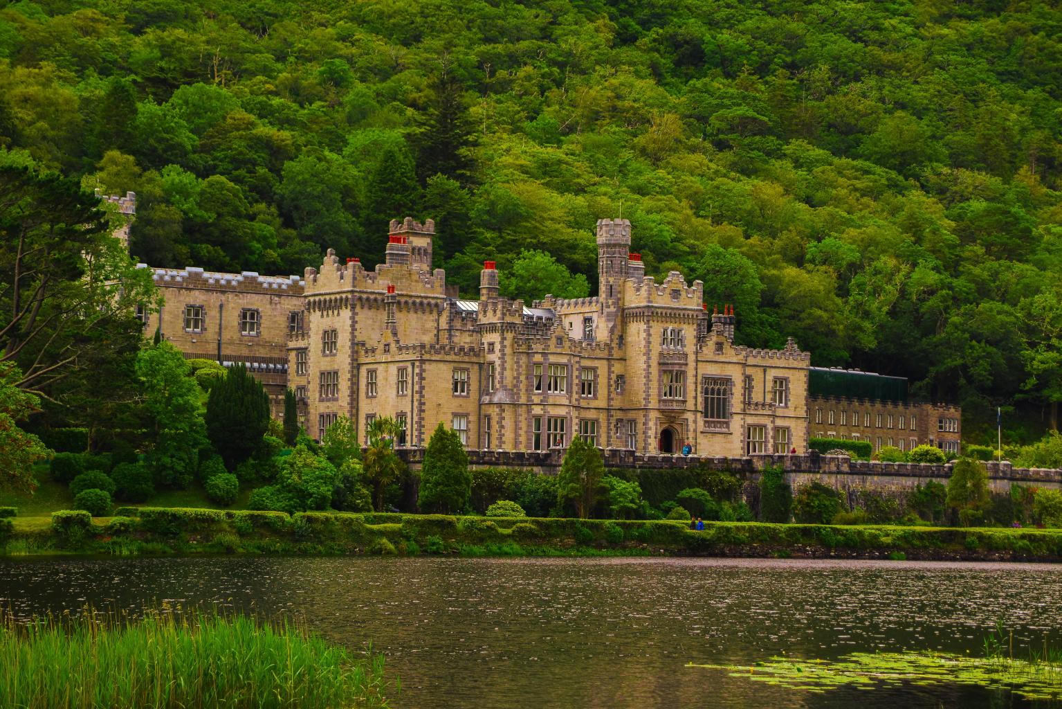 Kylemore Abbey, county Galway